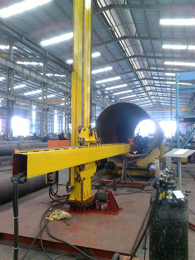 TECHNOLOGY INITIATIVE, RATIONNALIZATION IN PRODUCTION, MANUFACTURING OF AUTOMATIC PIPE WELDING EQUIPMENT