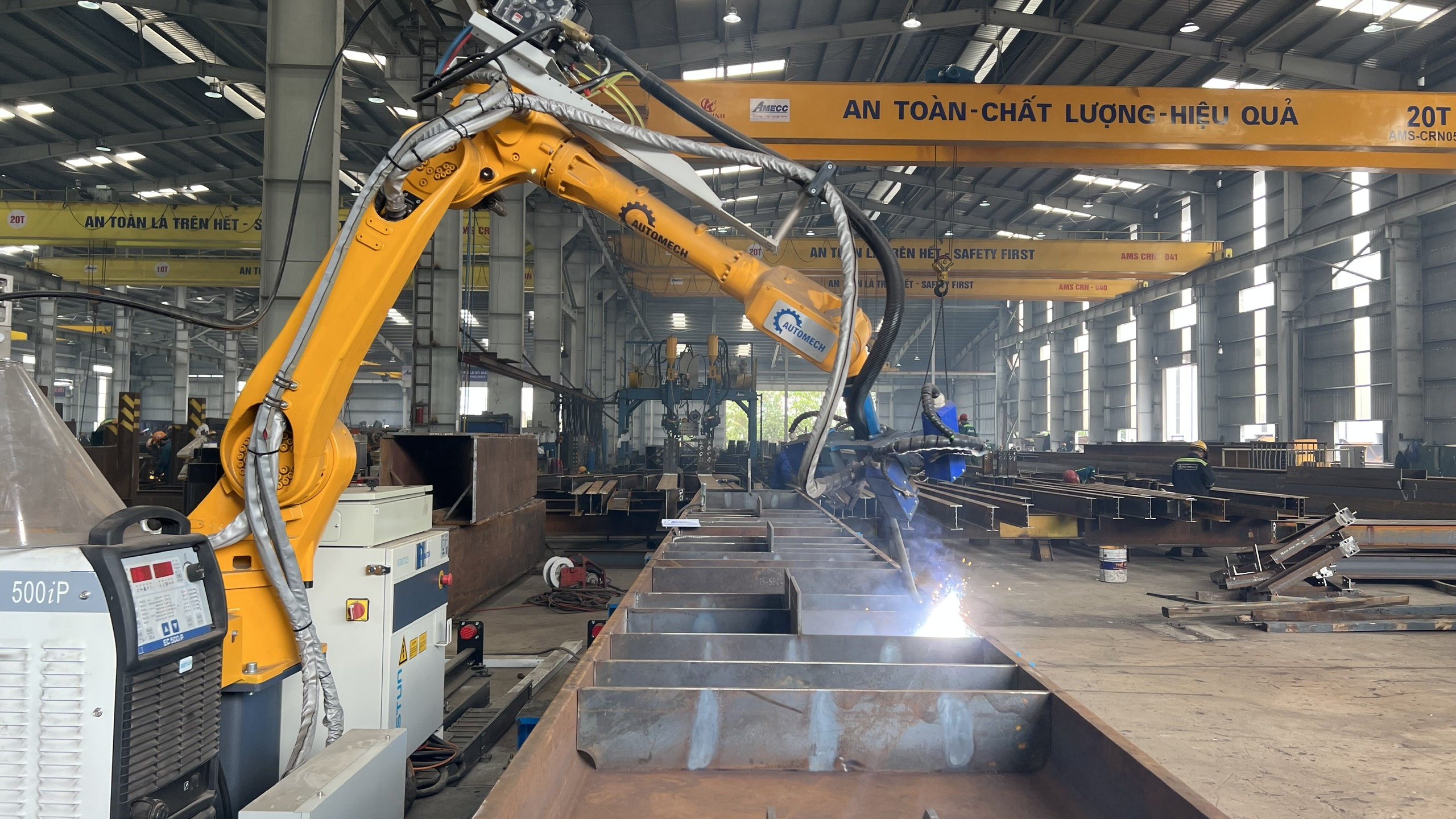 Modernizing Production: Automated Beam Welding Station in Steel Welding Technology