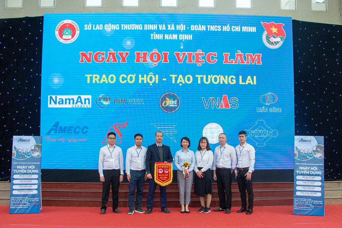 Nam Định: AMECC tham gia Ngày hội việc làm "Trao cơ hội - Tạo tương lai"
